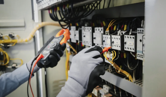 atelier risque électrique en entreprise